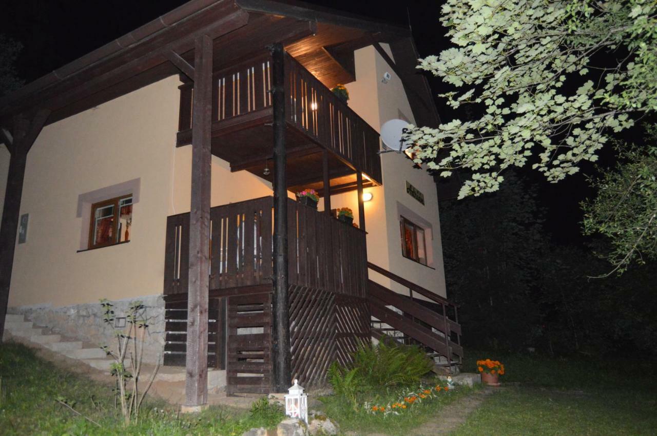 Chata Adrian Slovak Paradise Spišské Tomášovce Buitenkant foto